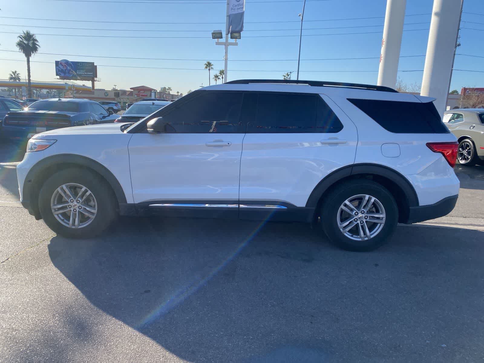 Thumbnail: 2020 Ford Explorer - 9