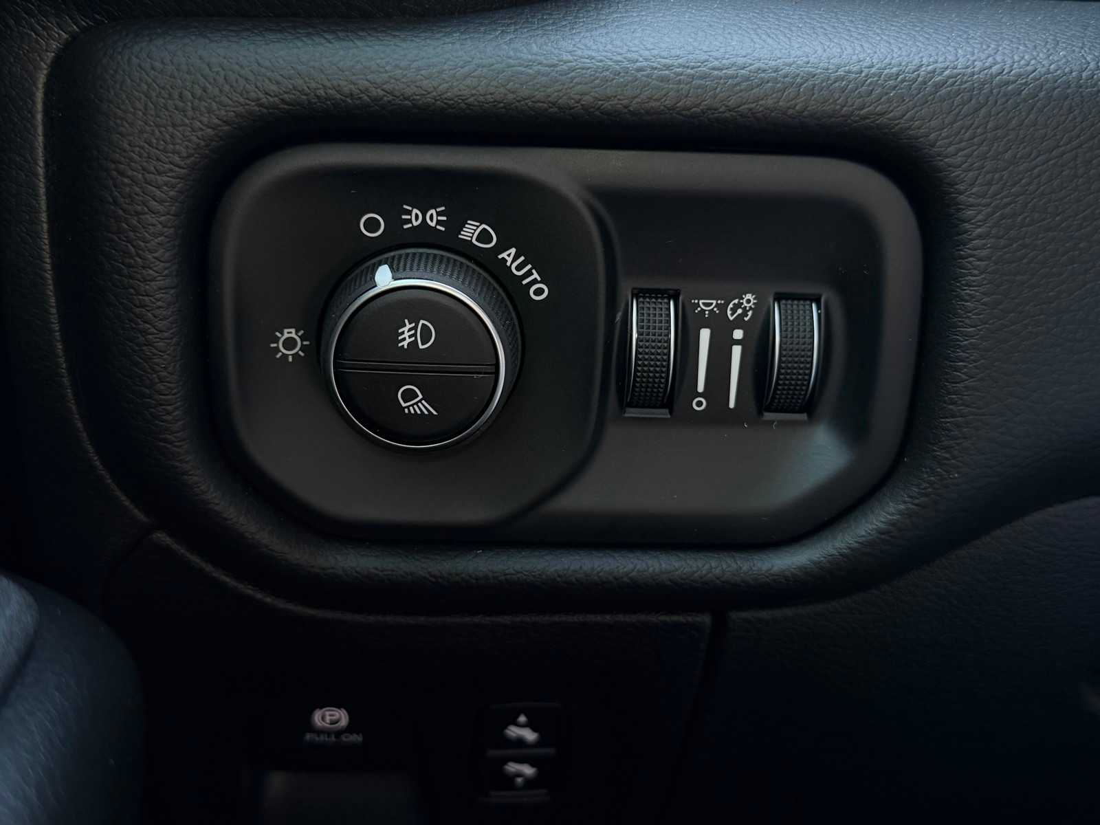 Thumbnail: 2026 RAM 1500 - 16