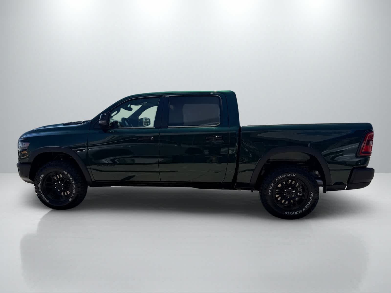Thumbnail: 2026 RAM 1500 - 2