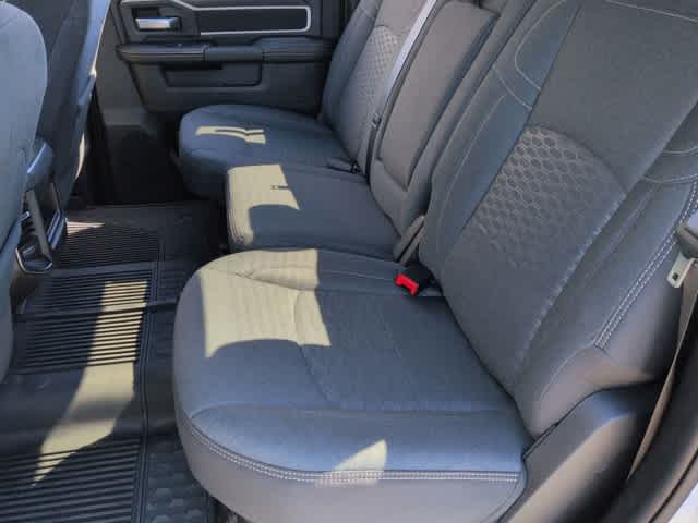 2026 RAM 3500 Big Horn - Photo 19