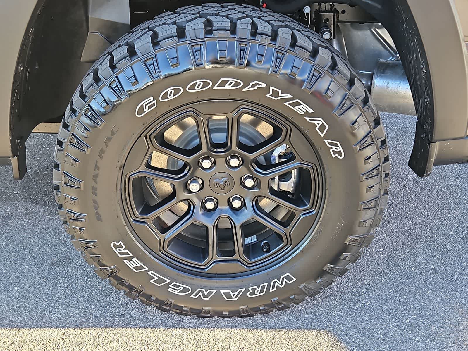 Thumbnail: 2026 RAM 1500 - 13