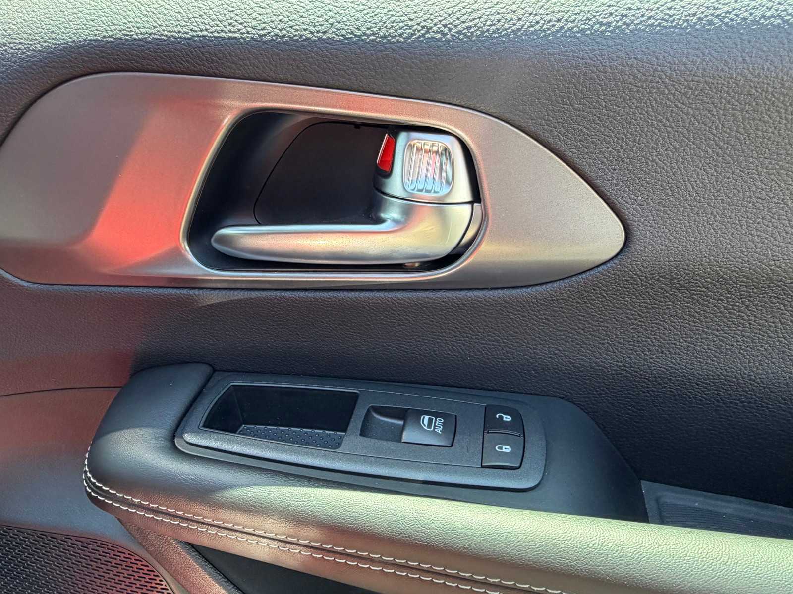 Thumbnail: 2026 Chrysler Pacifica - 20