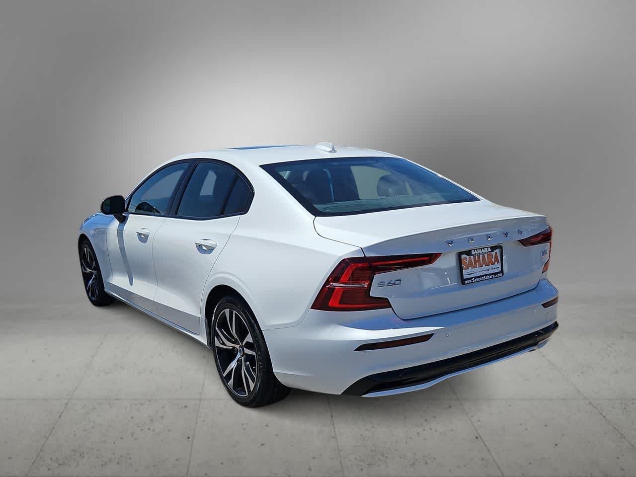 Thumbnail: 2024 Volvo S60 - 7