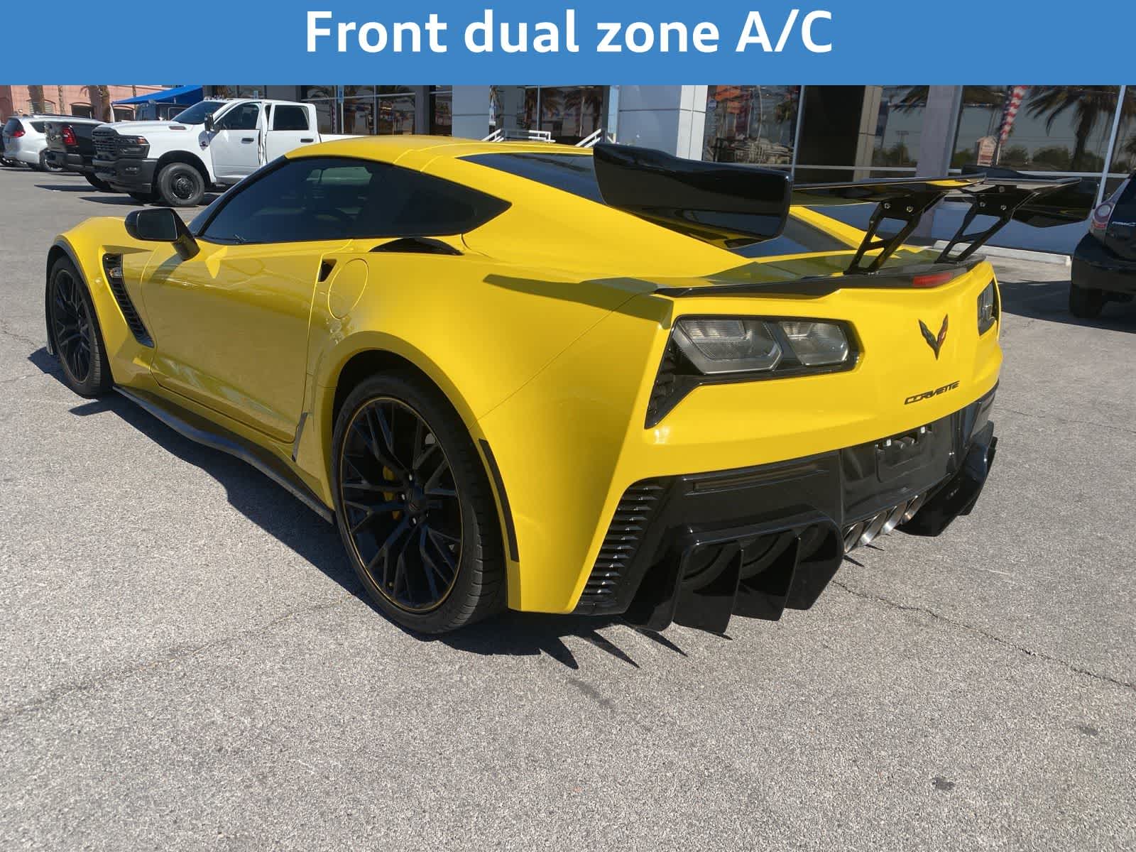 Thumbnail: 2018 Chevrolet Corvette - 10
