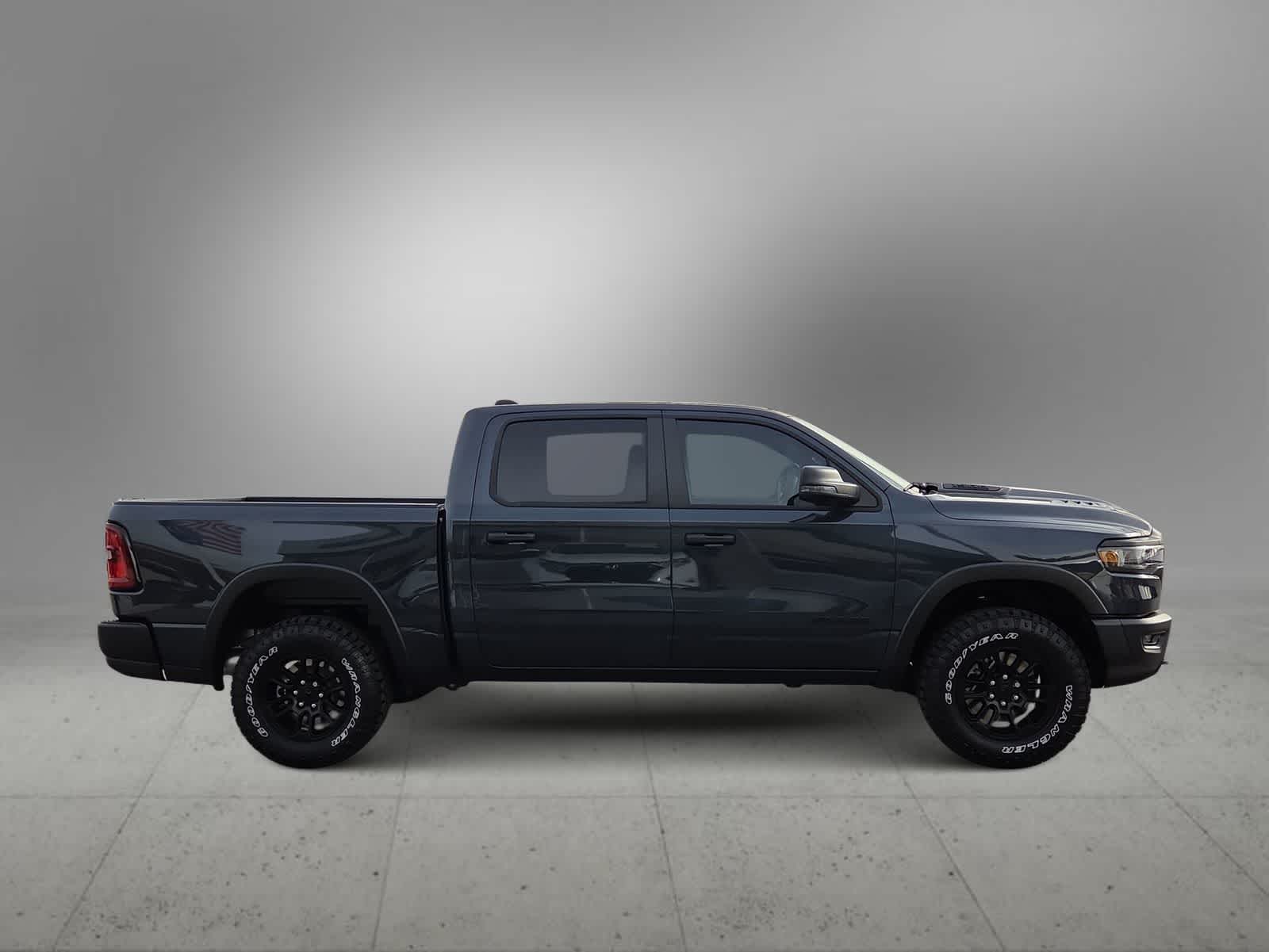 Thumbnail: 2026 RAM 1500 - 9