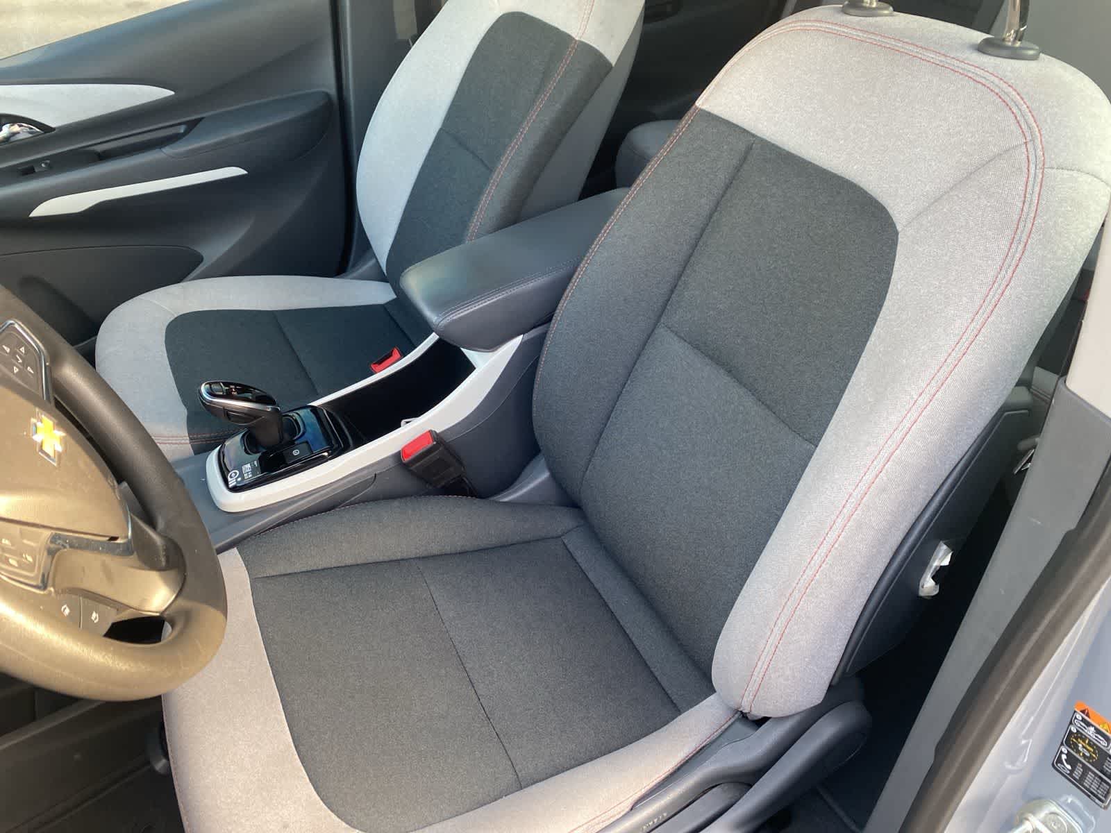 Thumbnail: 2019 Chevrolet Bolt EV - 11