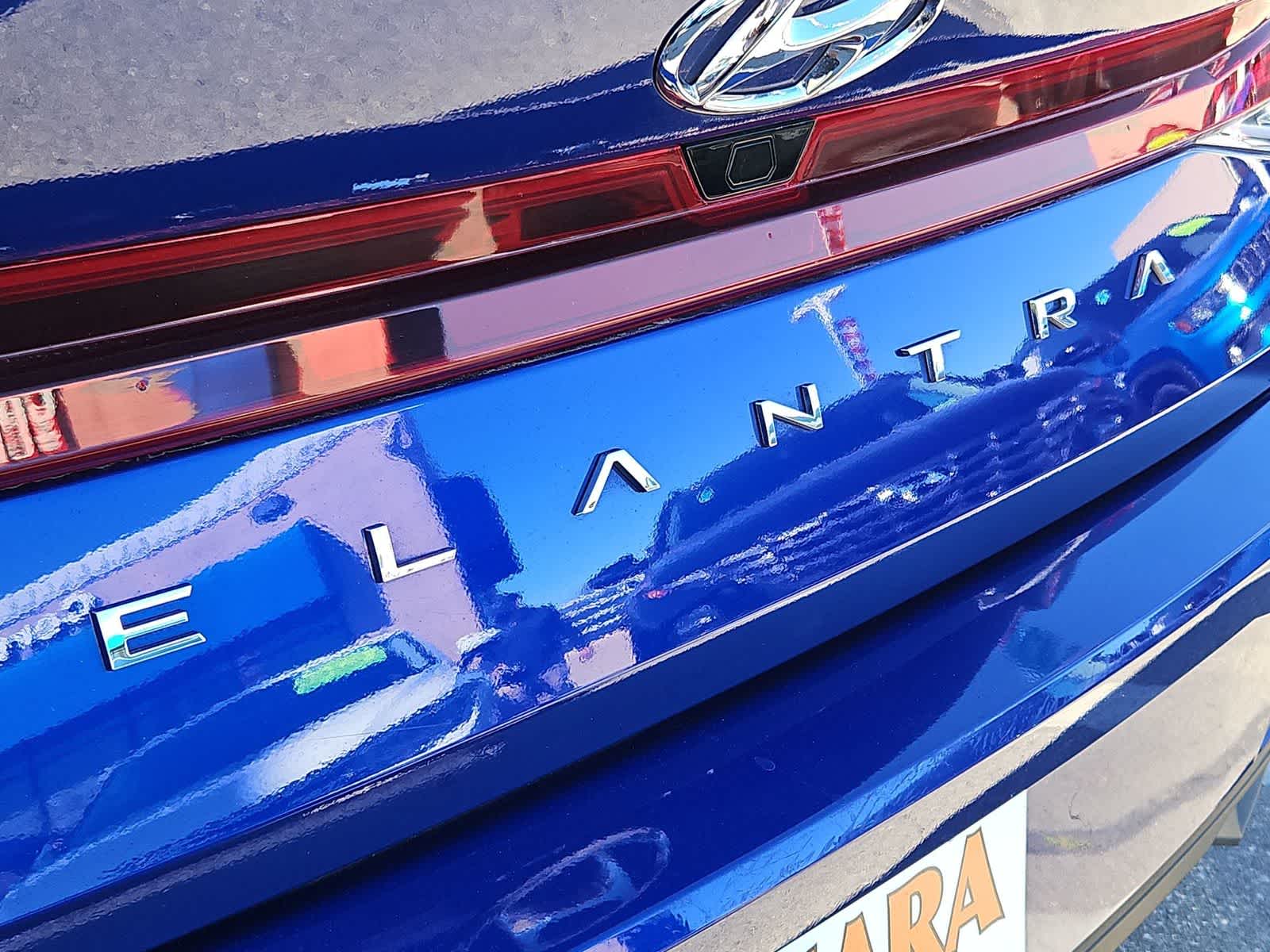 Thumbnail: 2023 Hyundai Elantra - 13