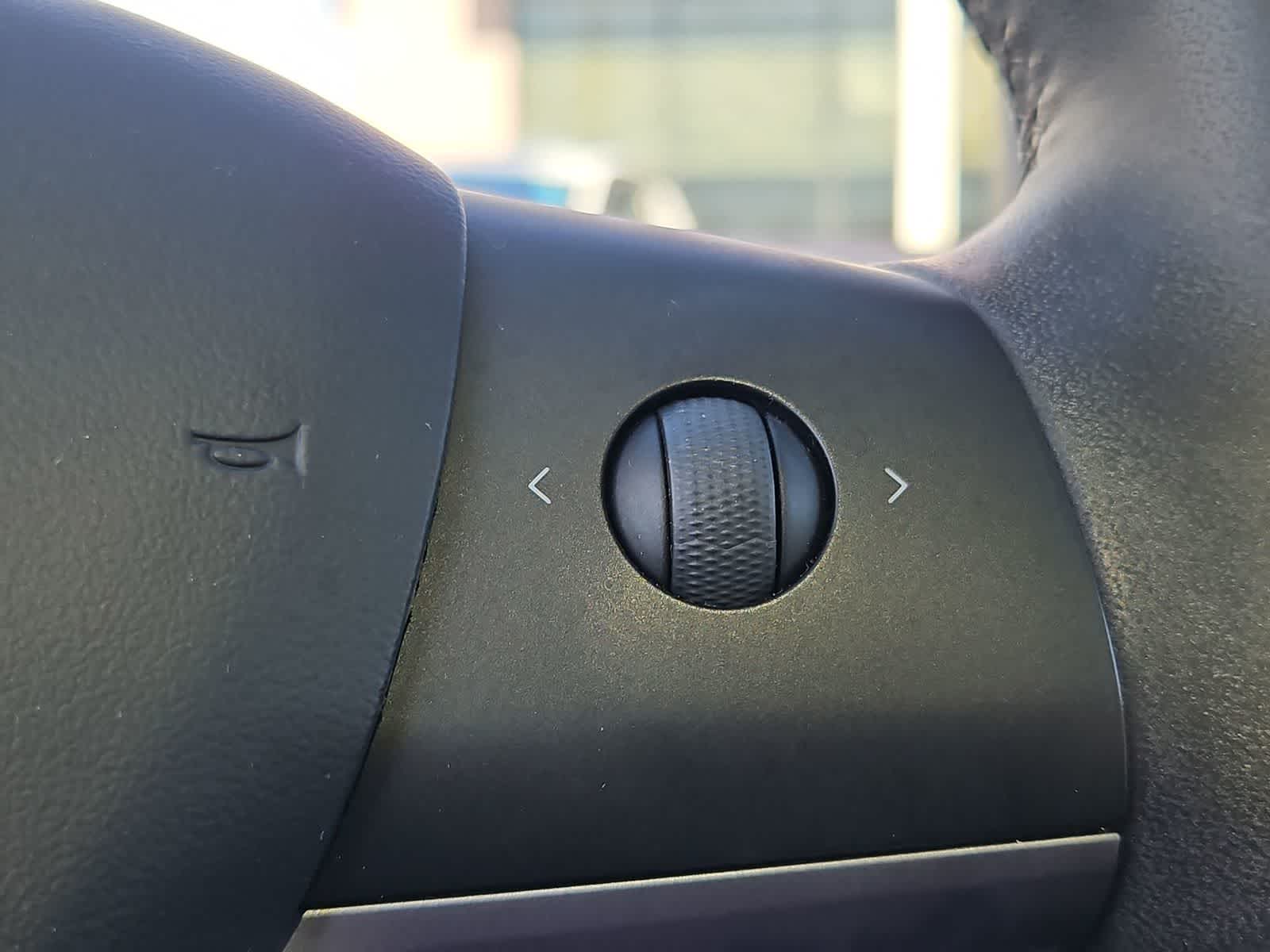 Thumbnail: 2020 Tesla Model Y - 23