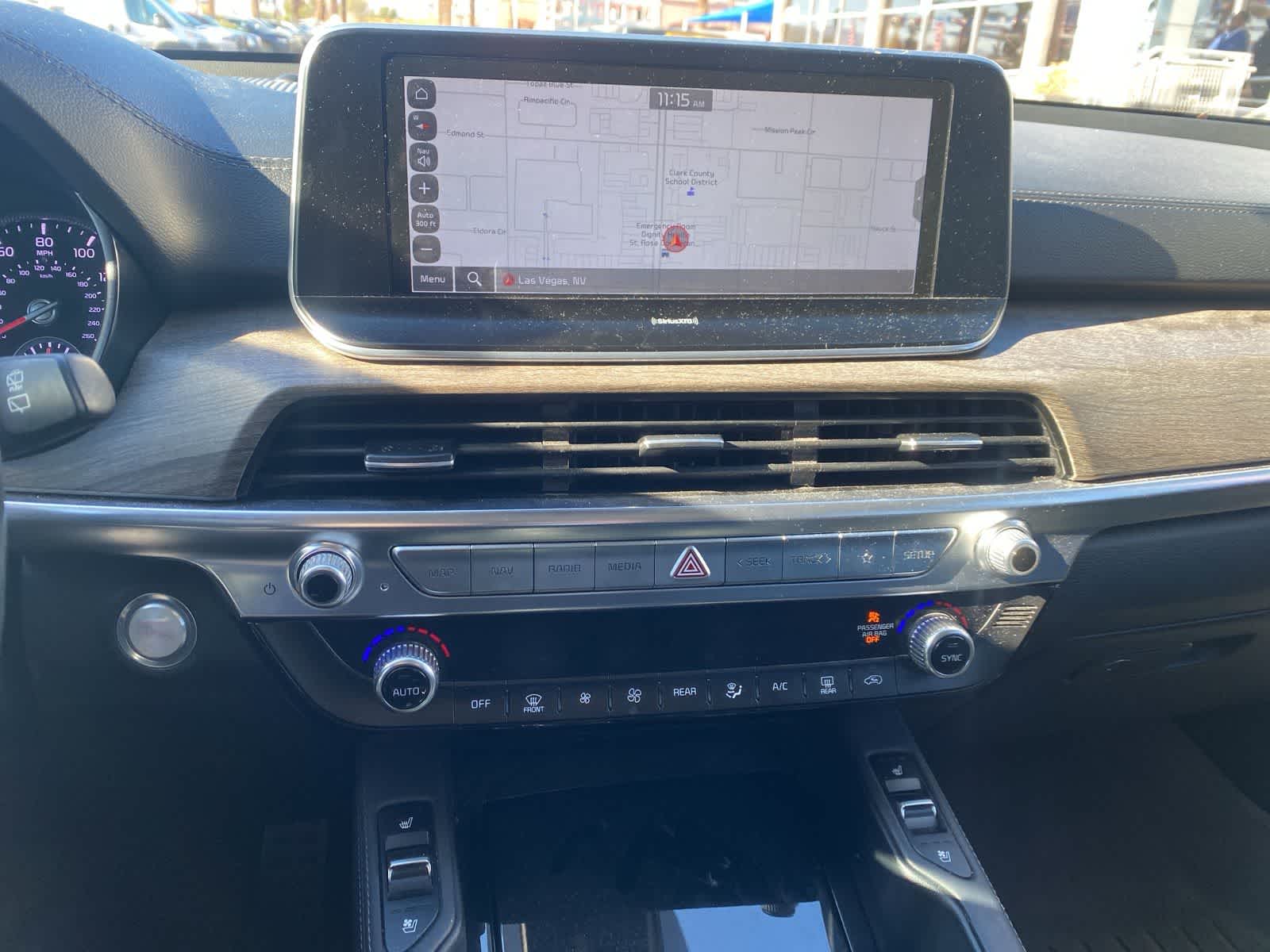 Thumbnail: 2020 Kia Telluride - 16