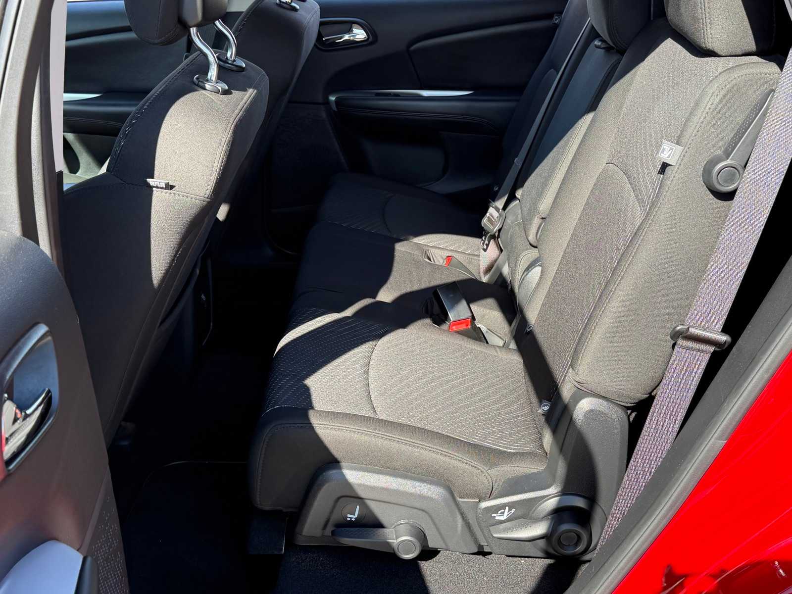 Thumbnail: 2019 Dodge Journey - 24