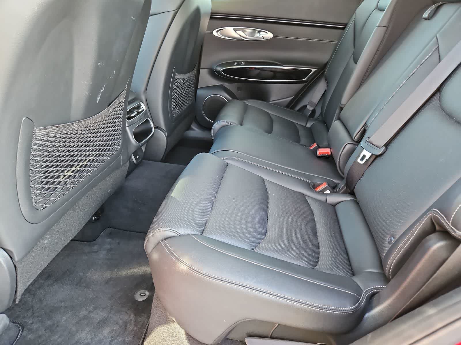 Thumbnail: 2025 Genesis GV70 - 20