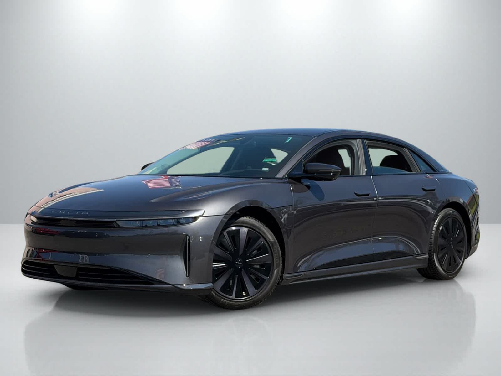 2025 Lucid Air Touring's photo