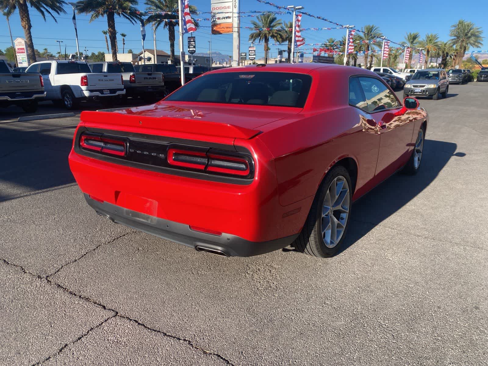 Thumbnail: 2022 Dodge Challenger - 6