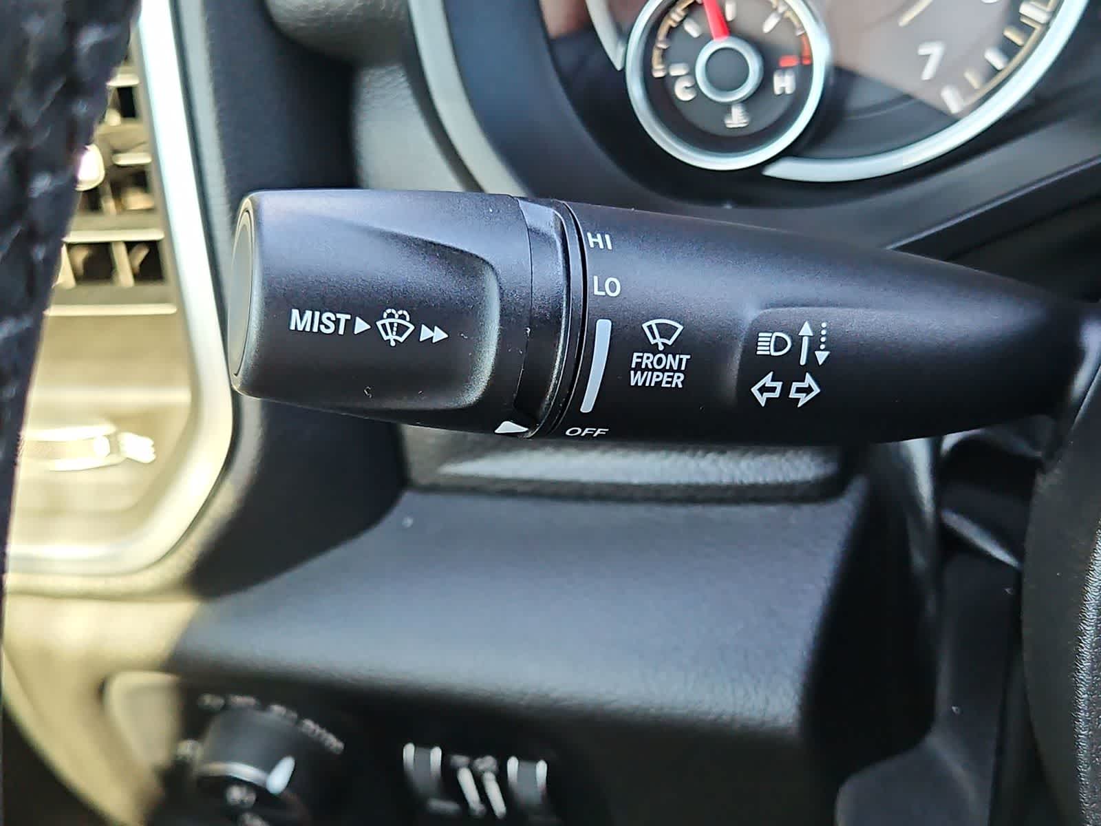 Thumbnail: 2025 RAM 1500 - 28