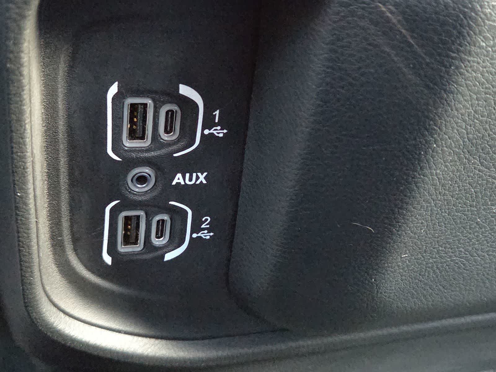 Thumbnail: 2023 RAM 1500 - 32