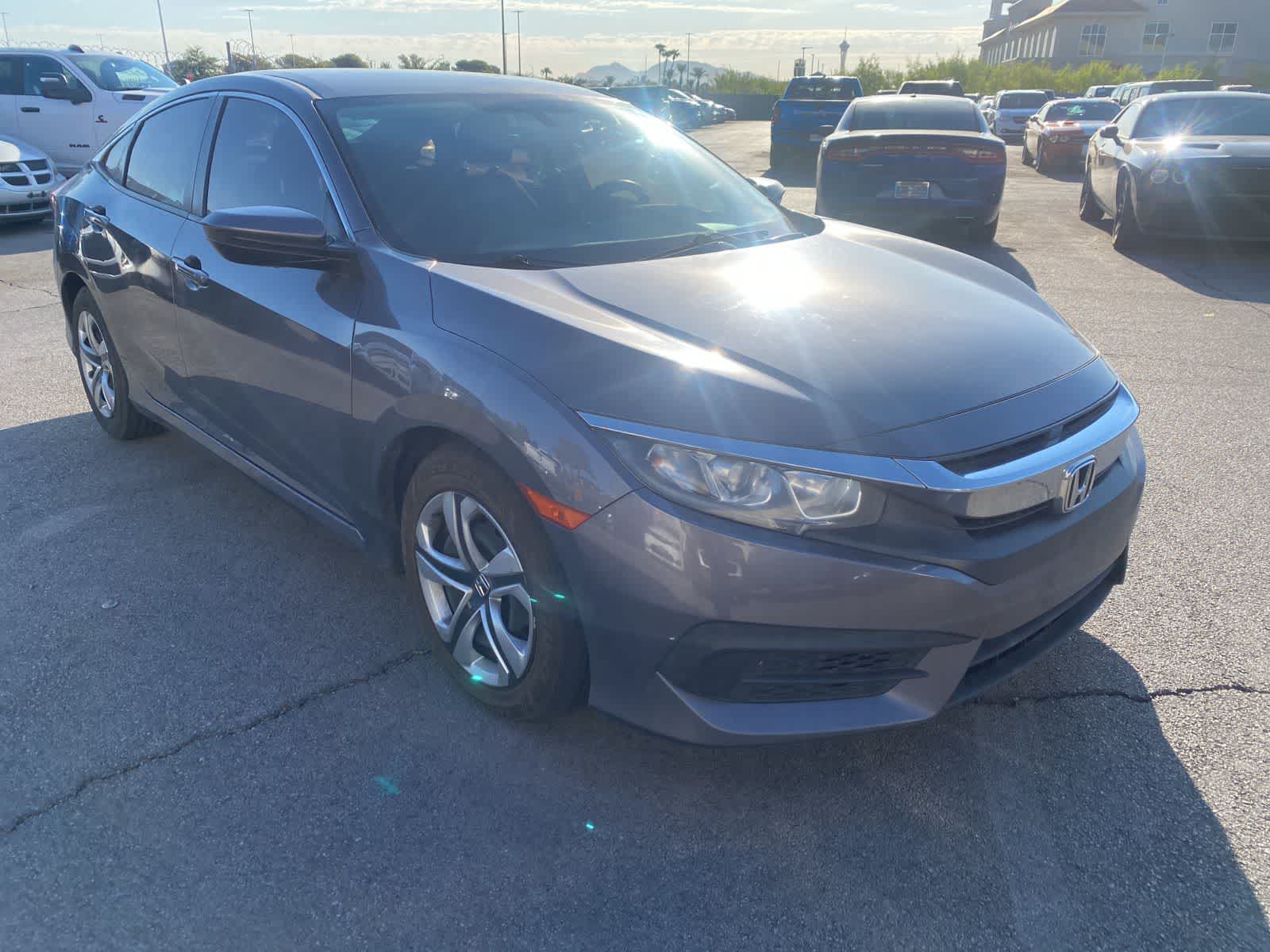 Thumbnail: 2017 Honda Civic - 3