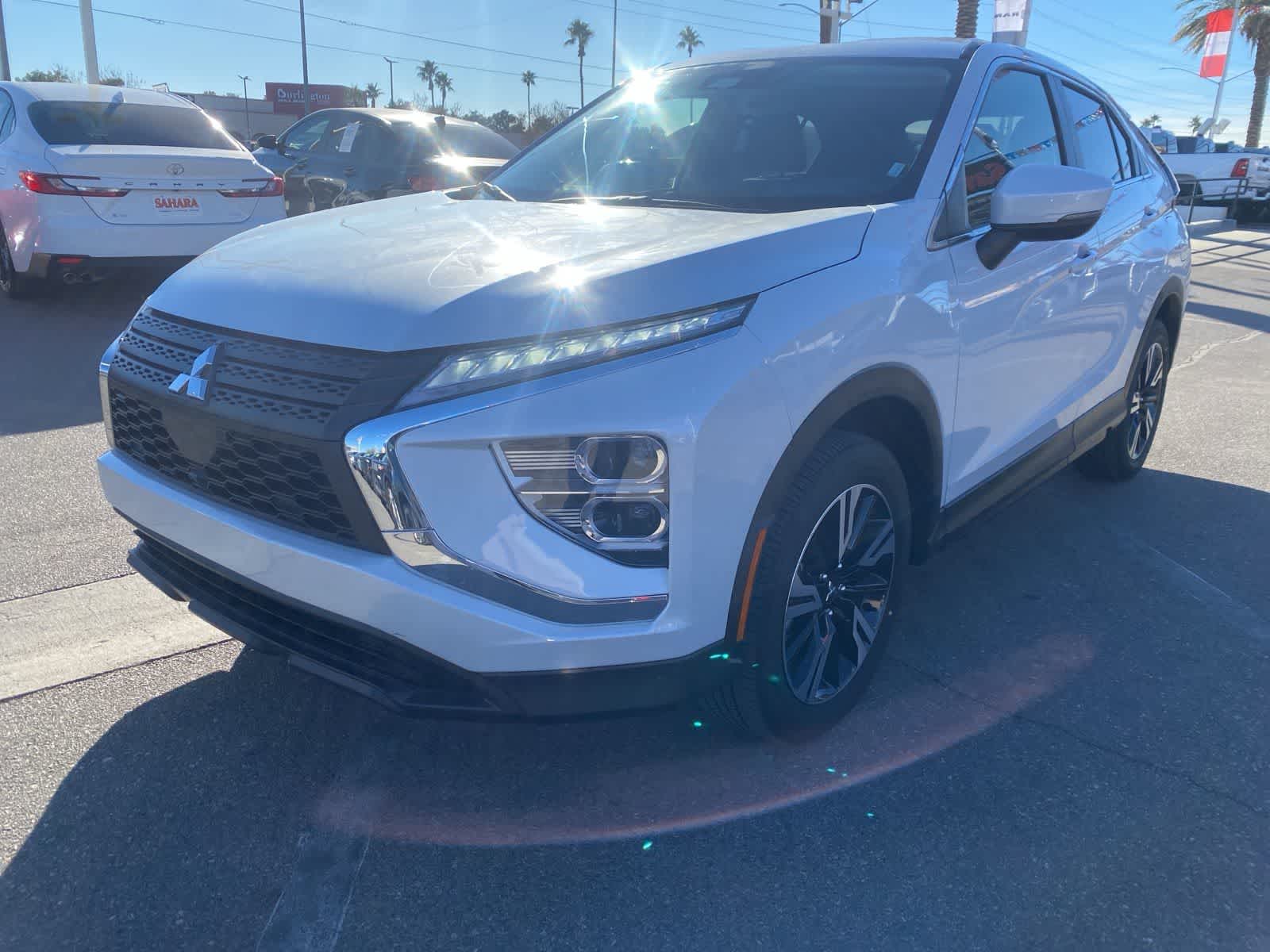 2025 Mitsubishi Eclipse Cross SE's photo