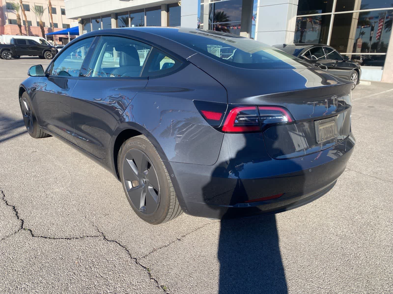 Thumbnail: 2022 Tesla Model 3 - 9