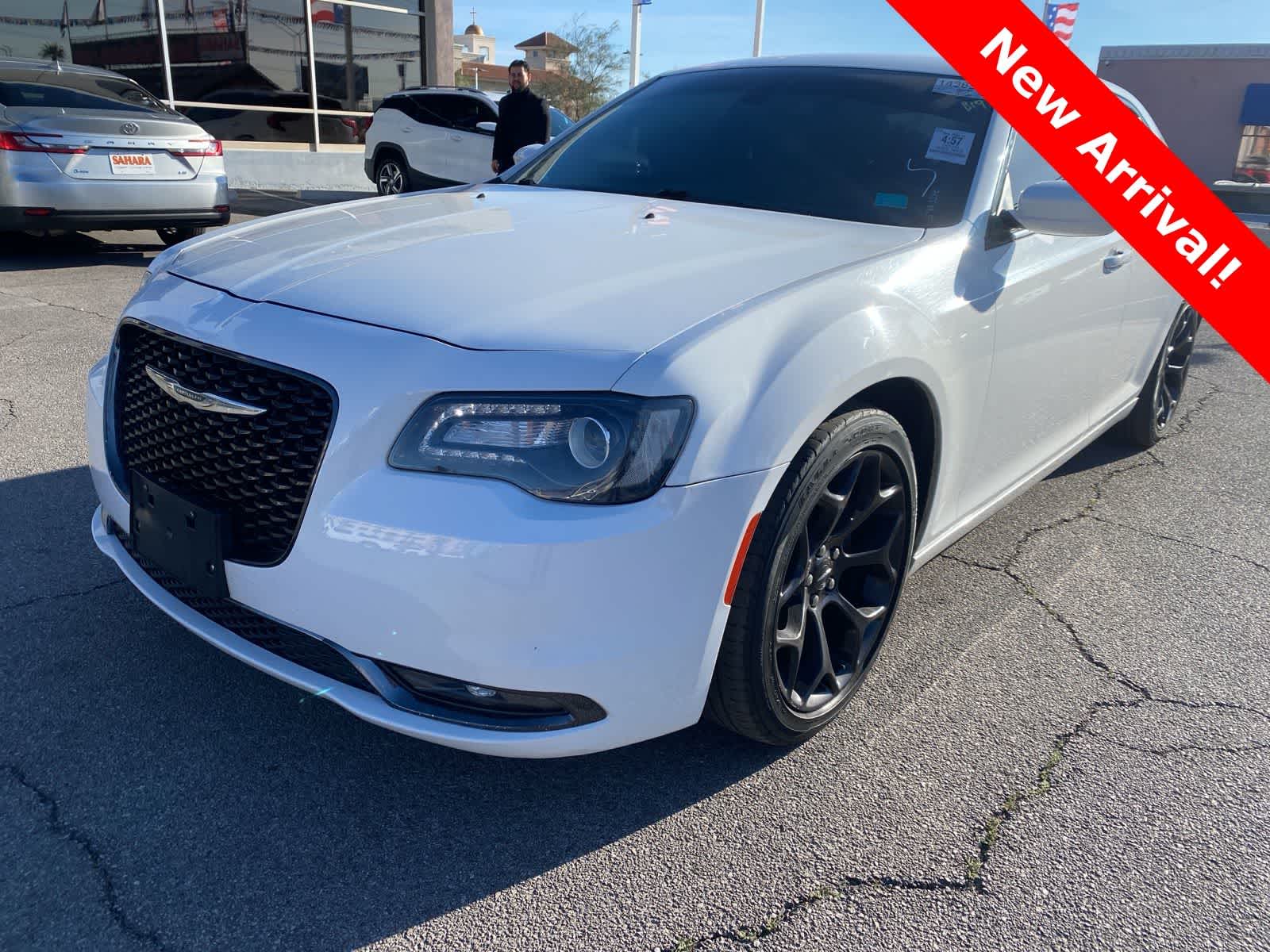Thumbnail: 2019 Chrysler 300 - 1