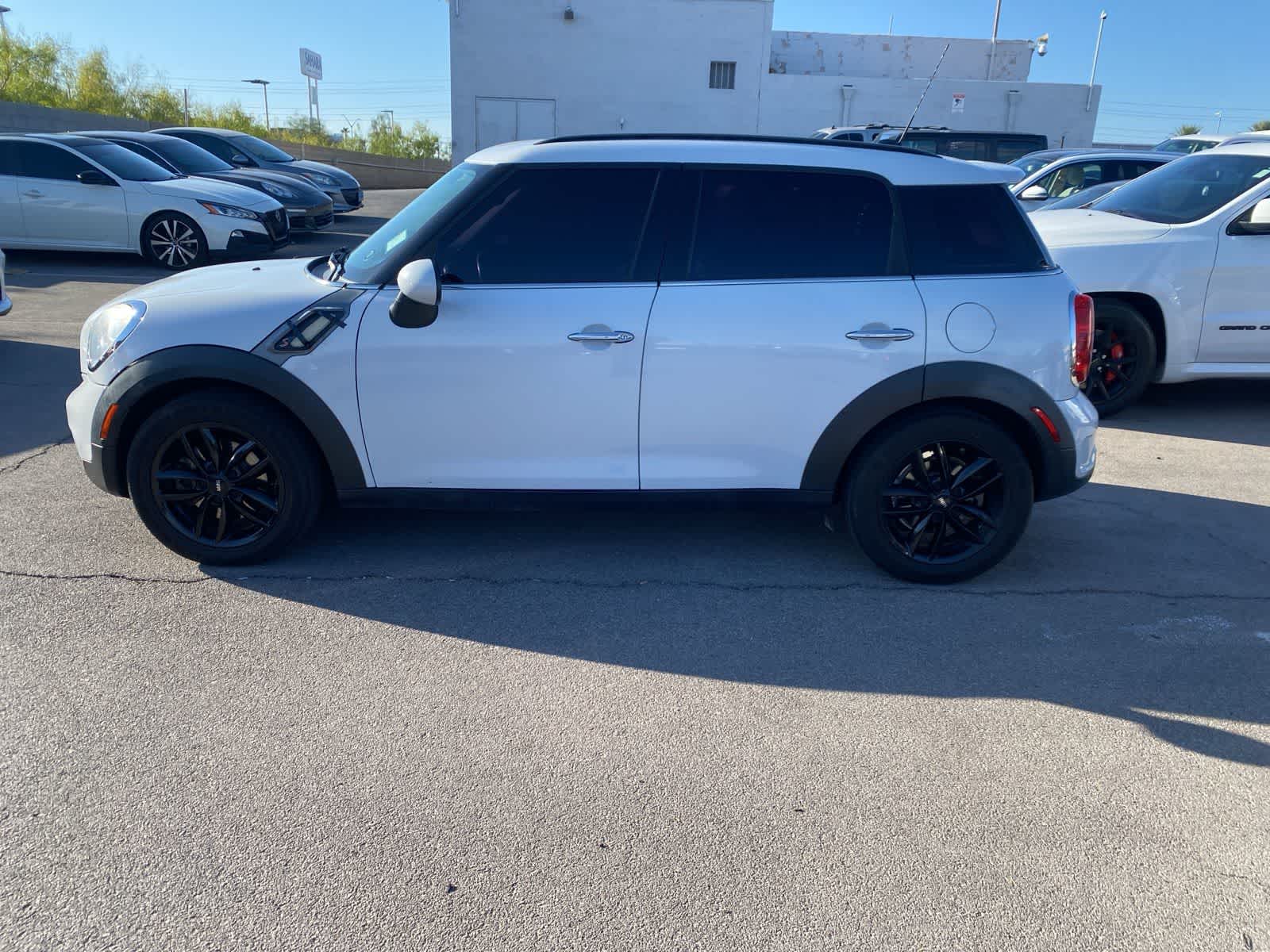 Thumbnail: 2015 MINI Cooper Countryman - 9