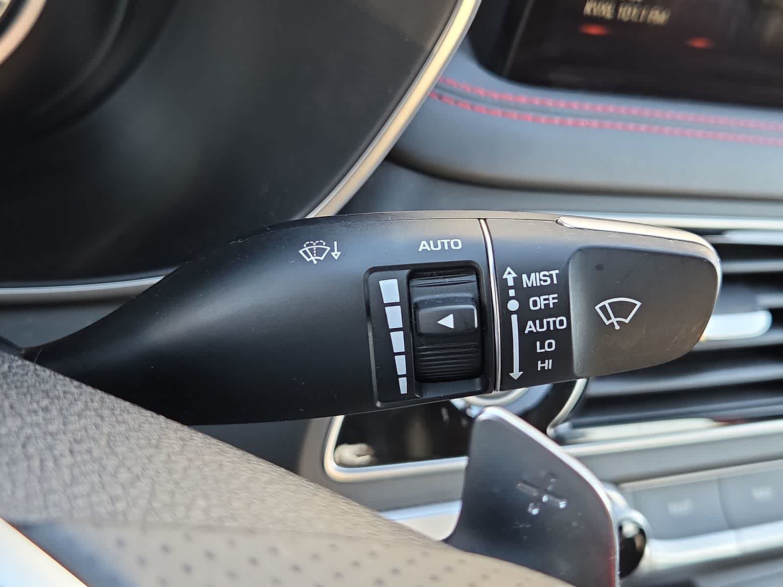 Thumbnail: 2023 Genesis G70 - 27