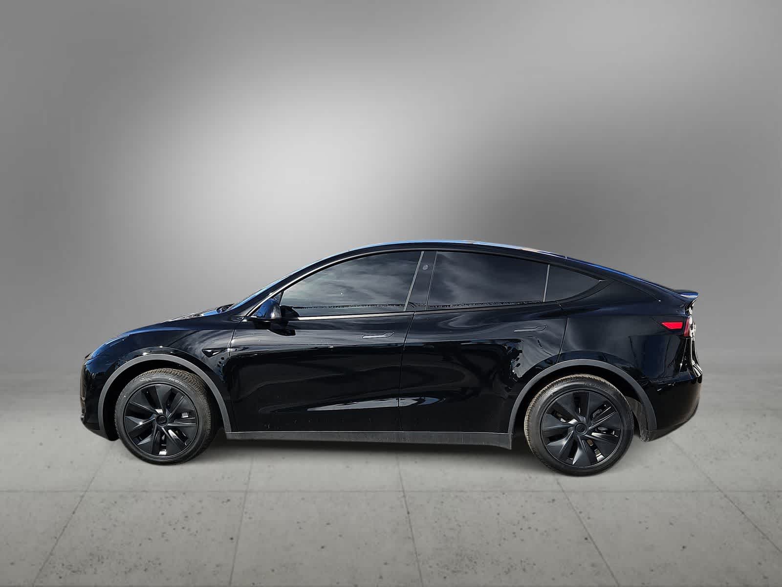 Thumbnail: 2025 Tesla Model Y - 6