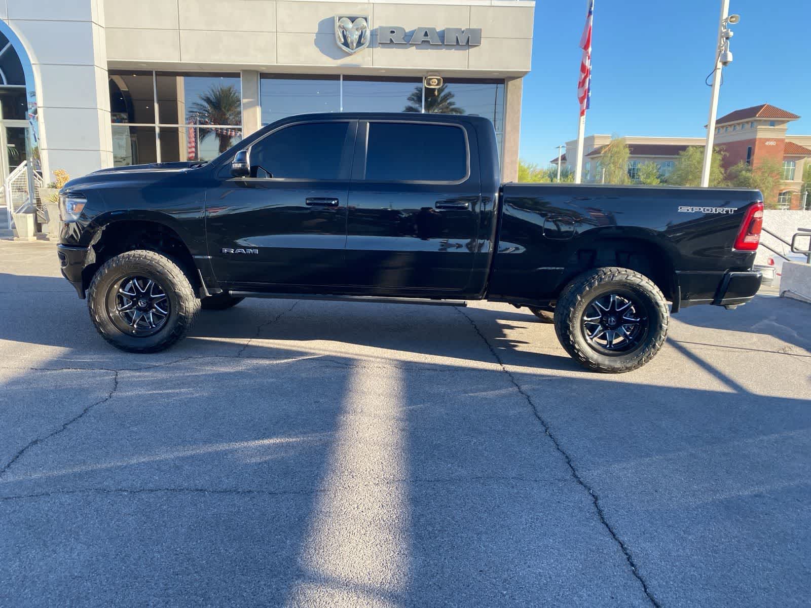 Thumbnail: 2023 RAM 1500 - 9