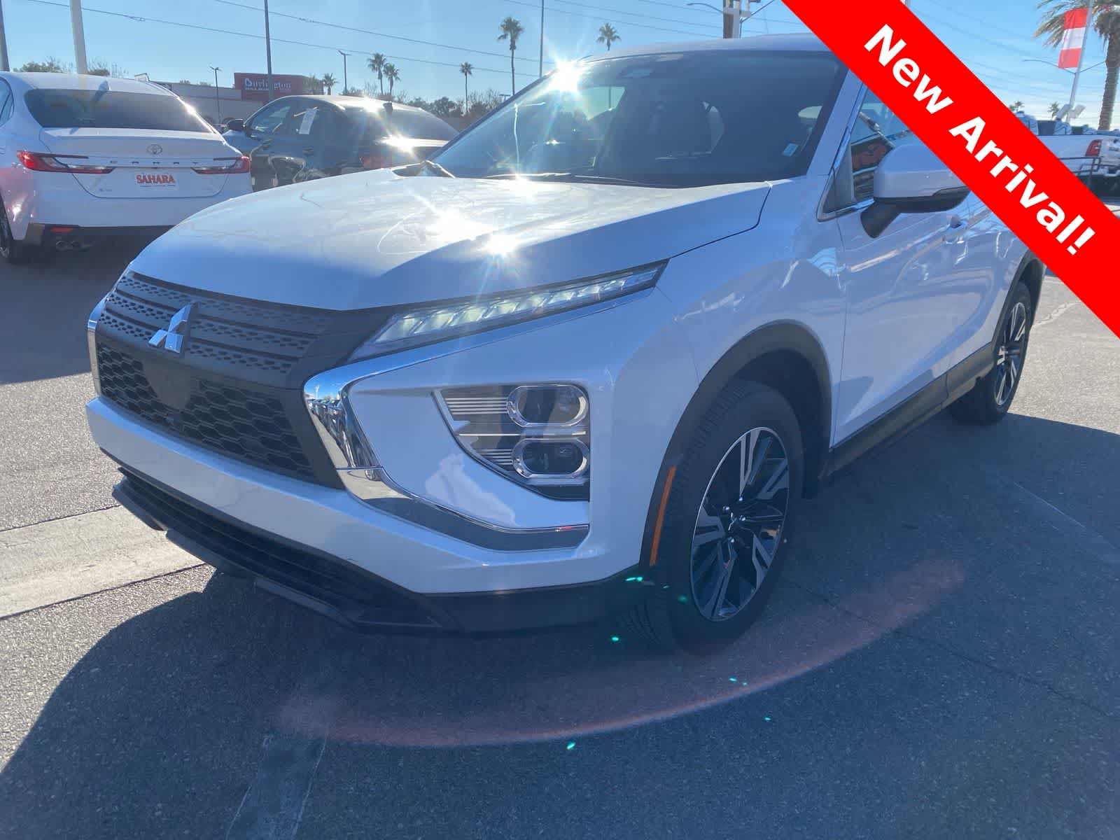 2025 Mitsubishi Eclipse Cross SE's photo