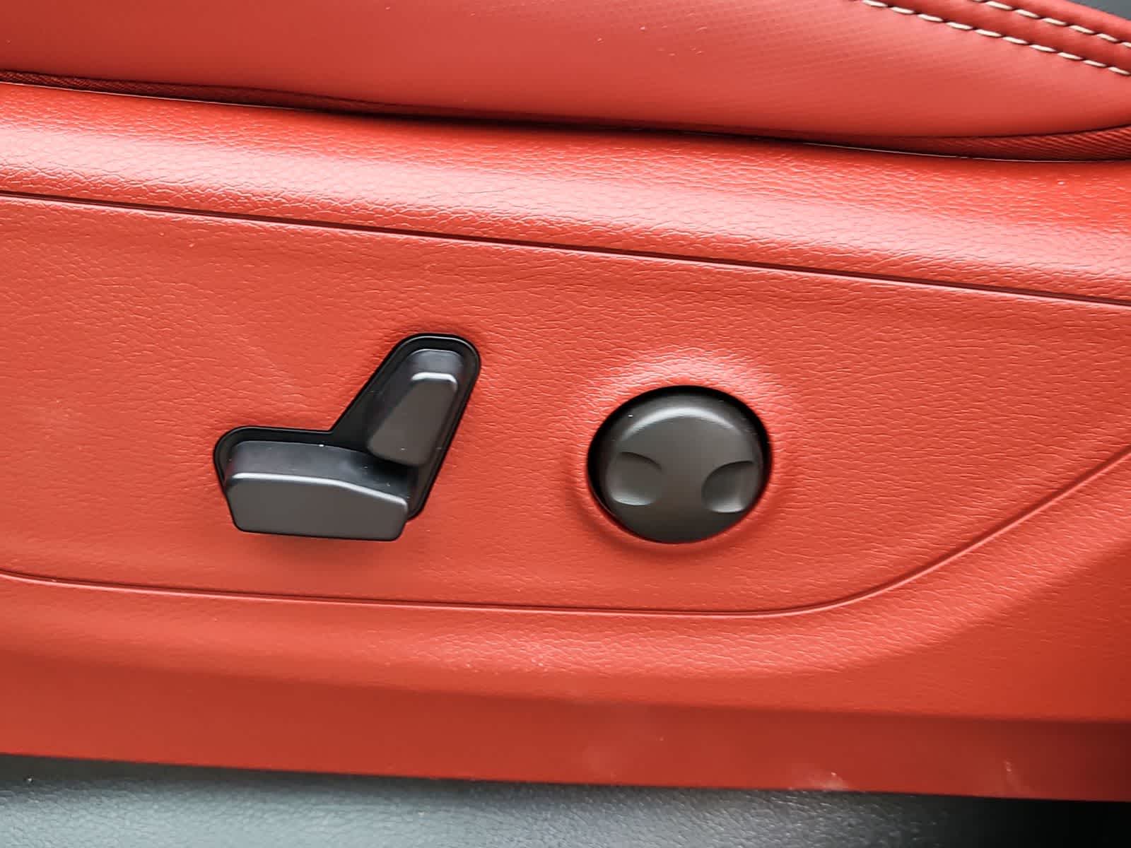 Thumbnail: 2026 RAM 1500 - 17