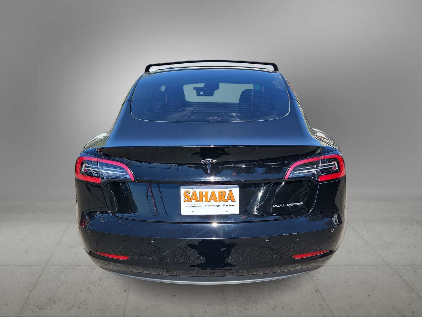Thumbnail: 2022 Tesla Model 3 - 8