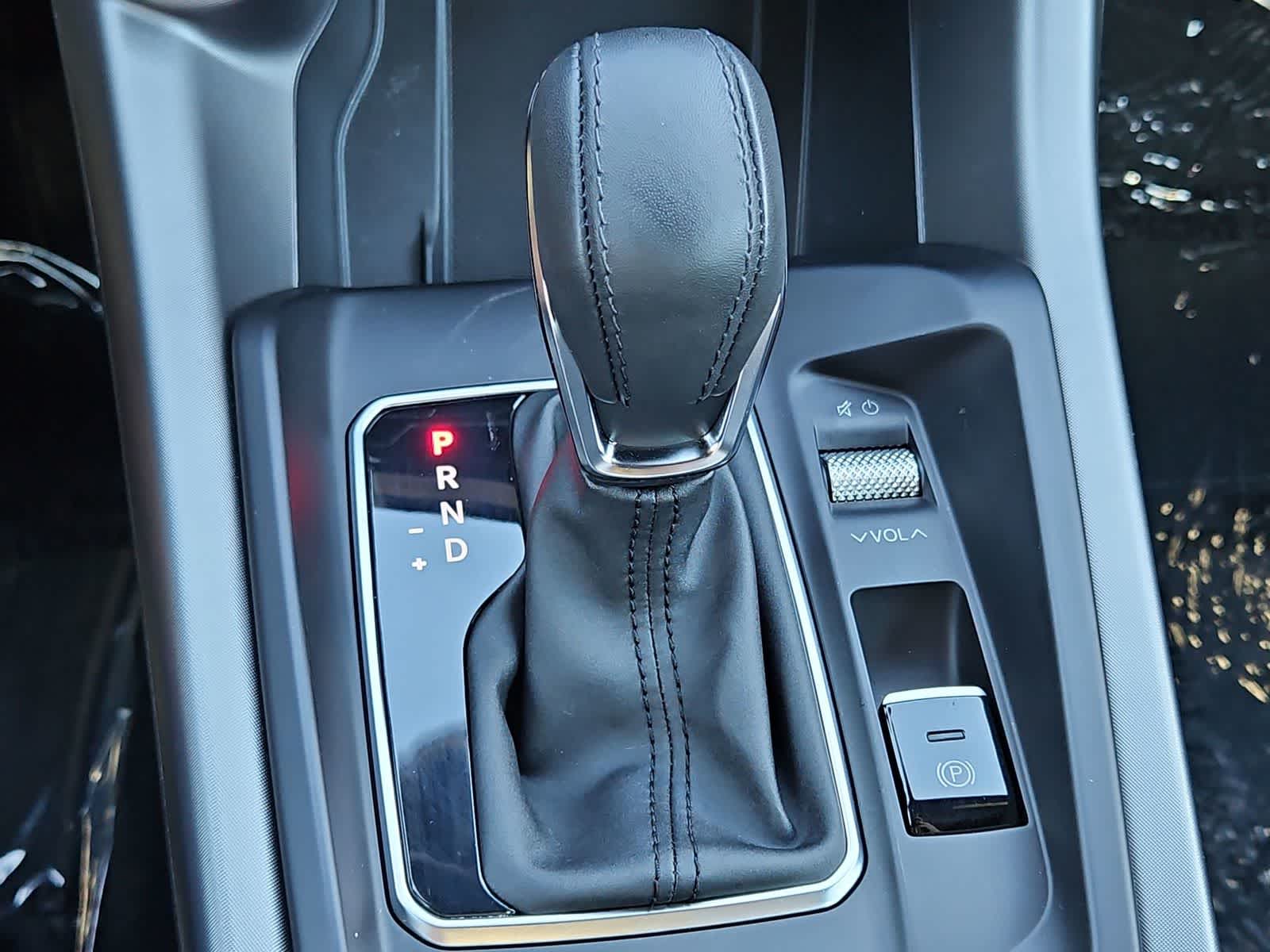 Thumbnail: 2024 Alfa Romeo Tonale - 32