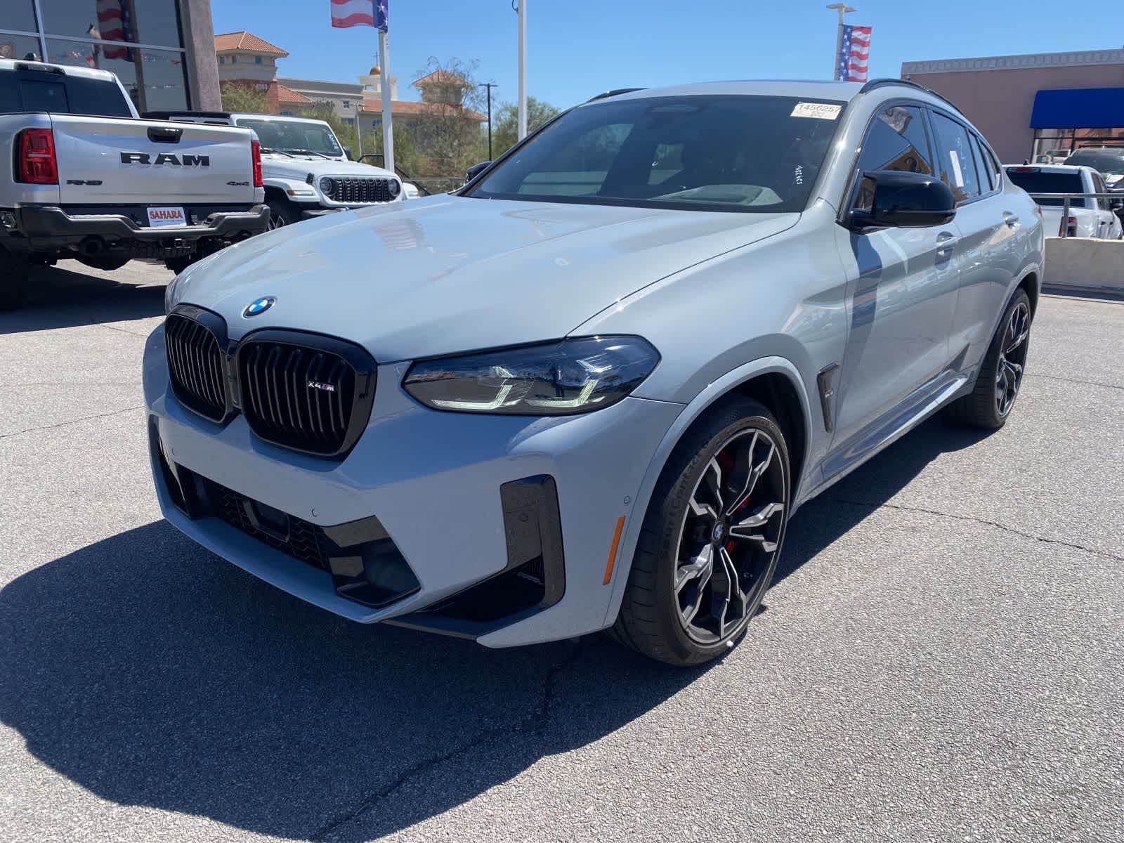 2024 BMW X4 M -'s photo