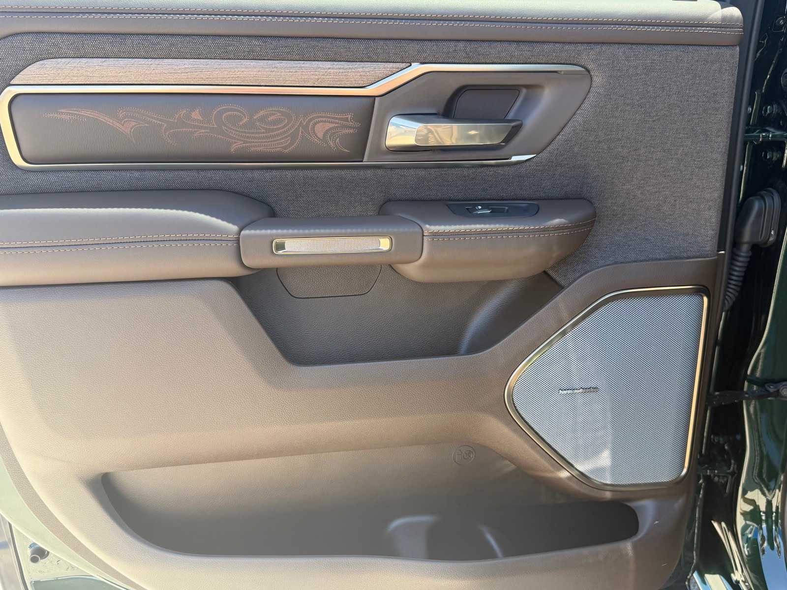 Thumbnail: 2026 RAM 1500 - 26