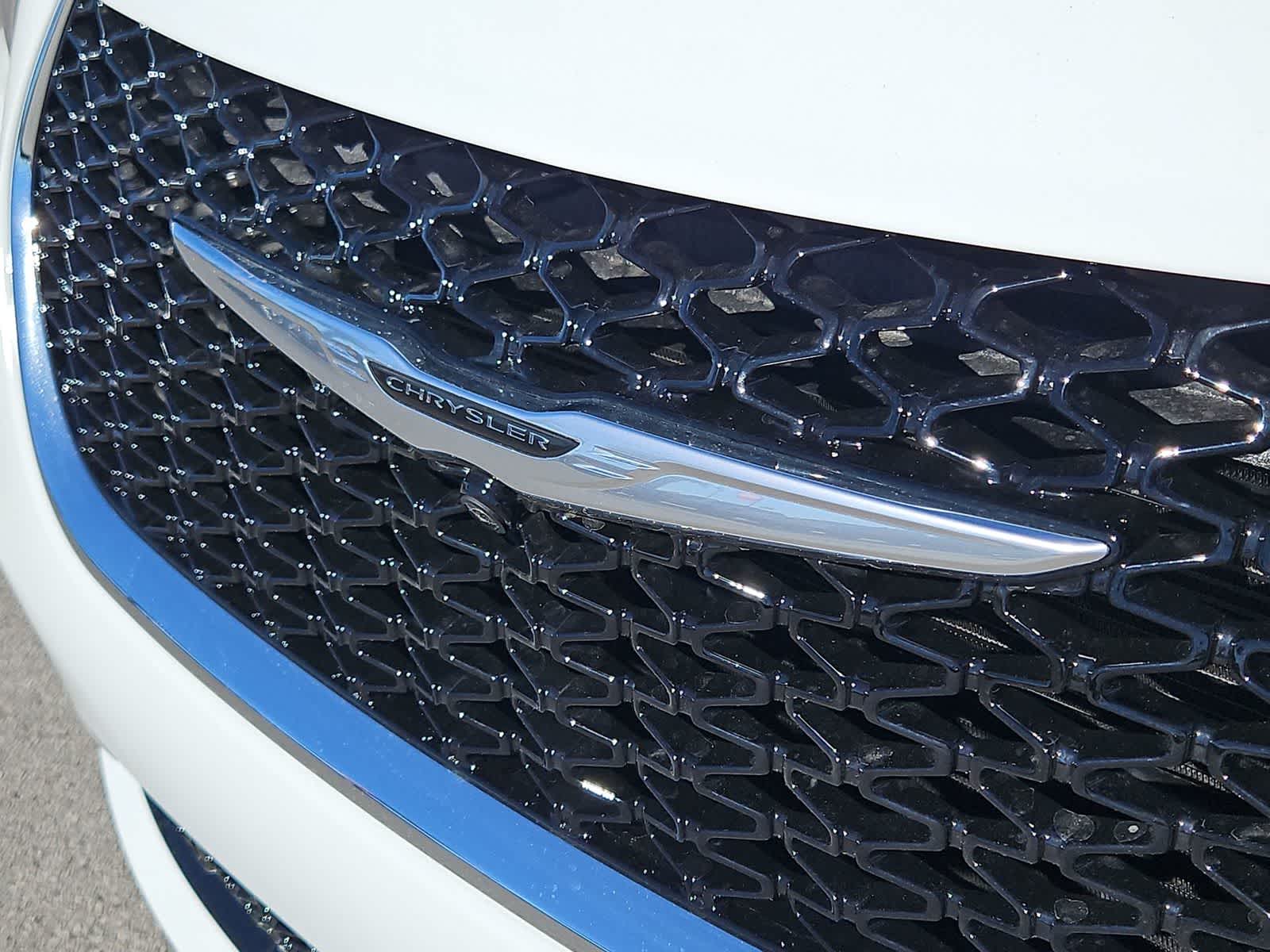 Thumbnail: 2026 Chrysler Pacifica - 11