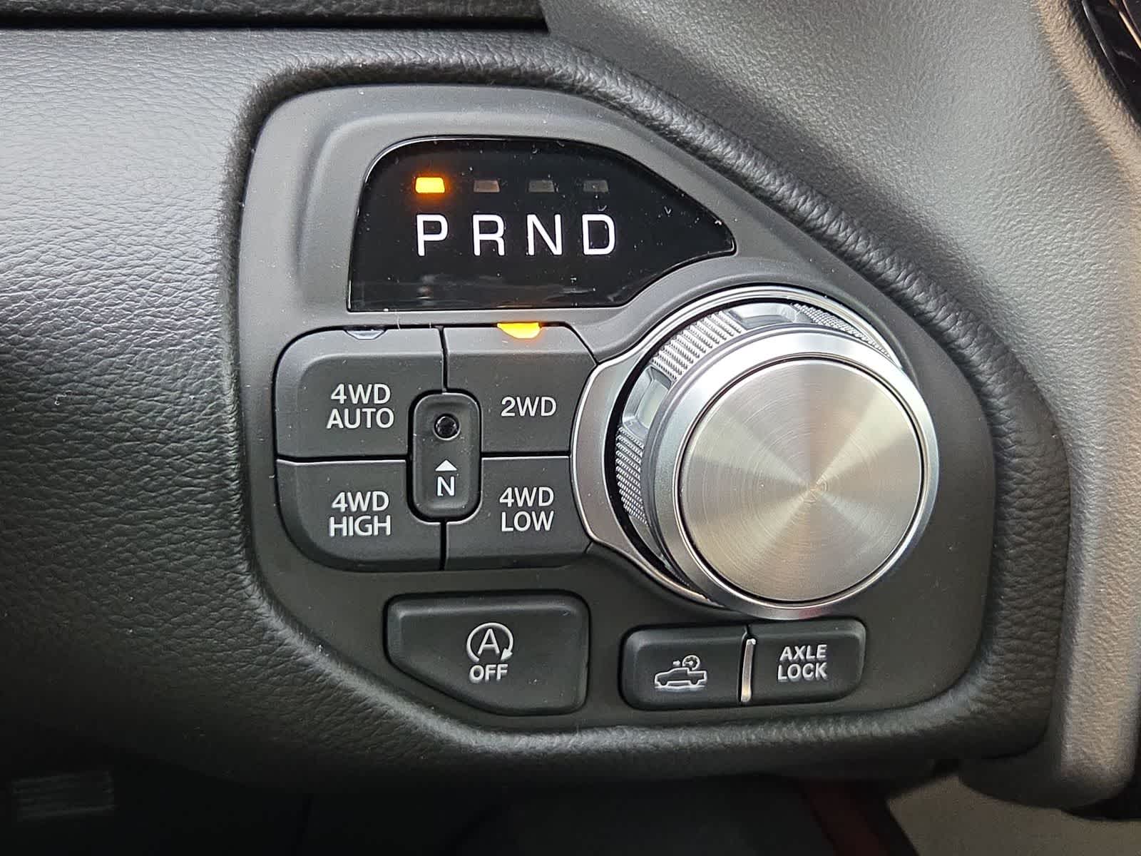 Thumbnail: 2026 RAM 1500 - 33