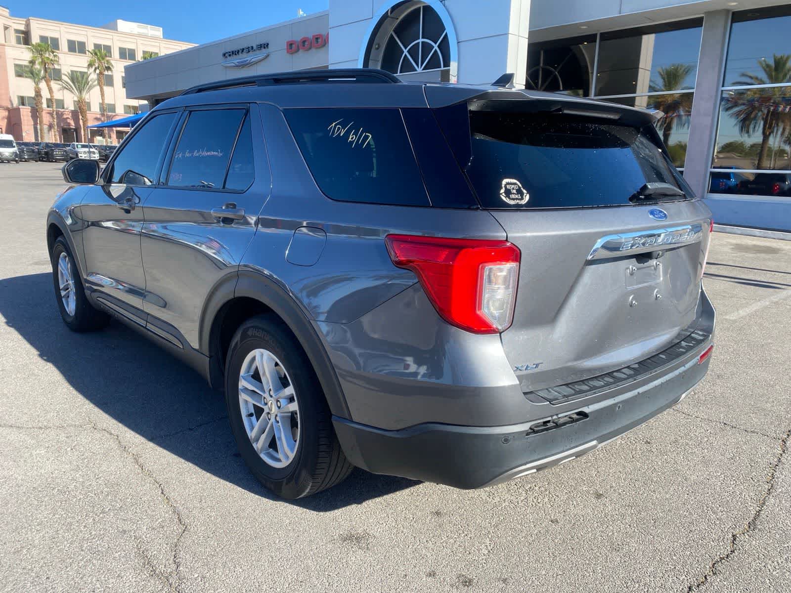 Thumbnail: 2022 Ford Explorer - 8