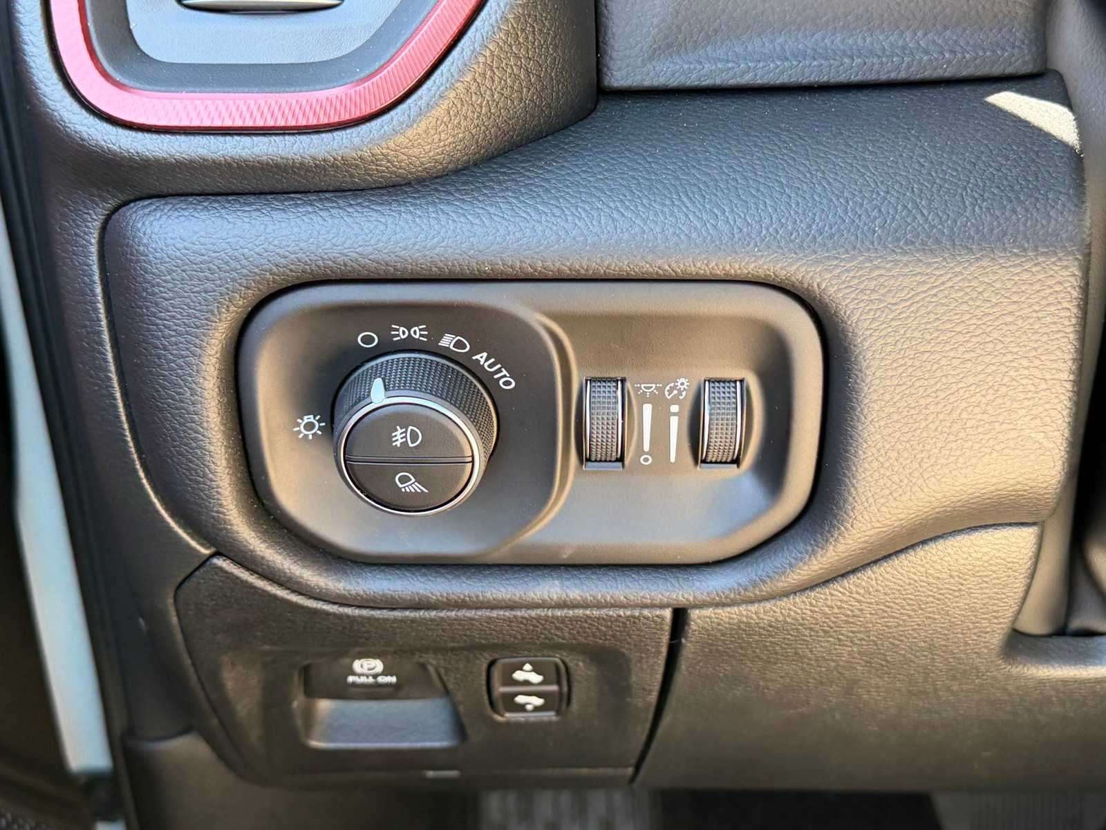 Thumbnail: 2026 RAM 1500 - 15