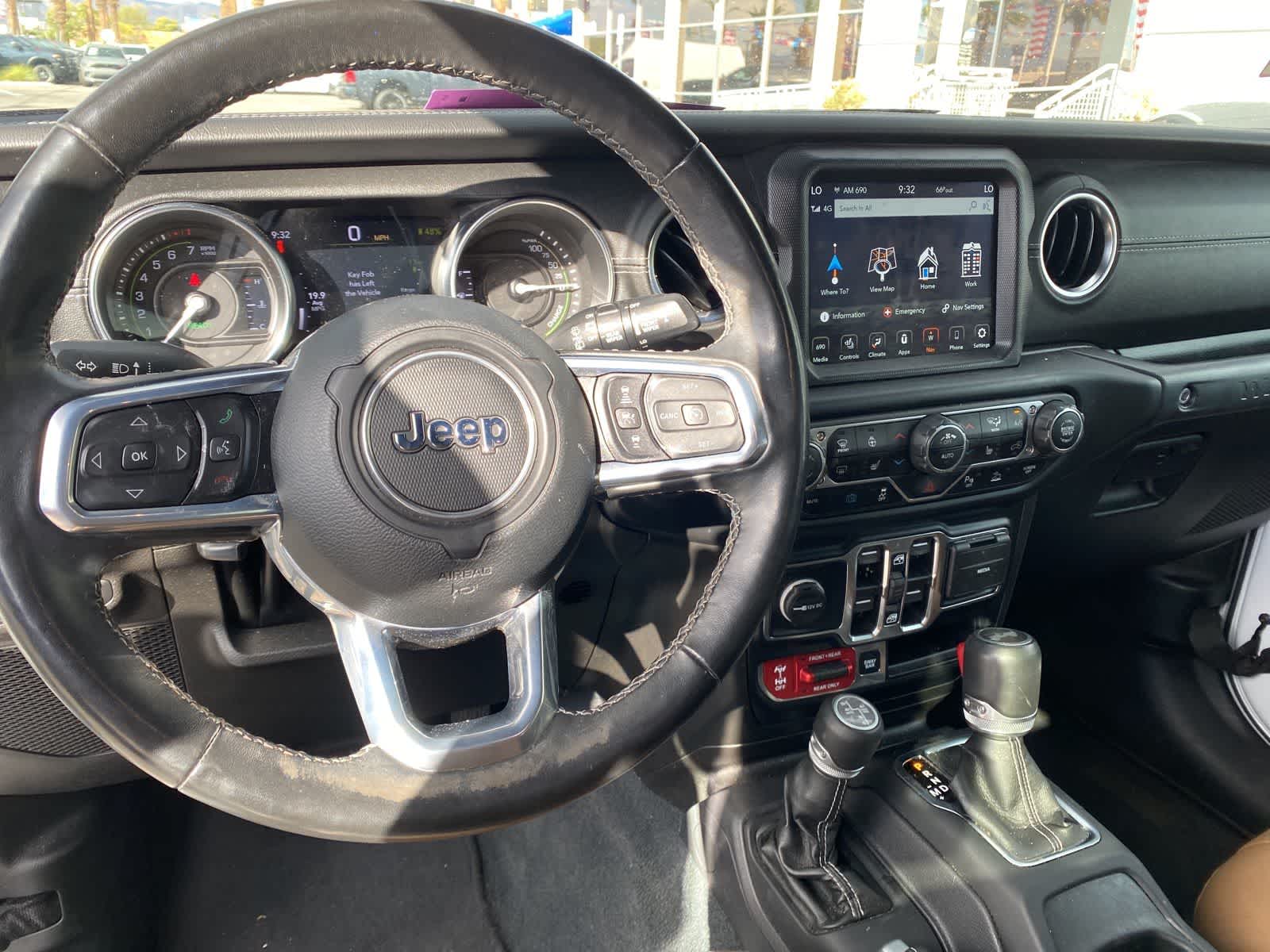 Thumbnail: 2022 Jeep Wrangler - 10