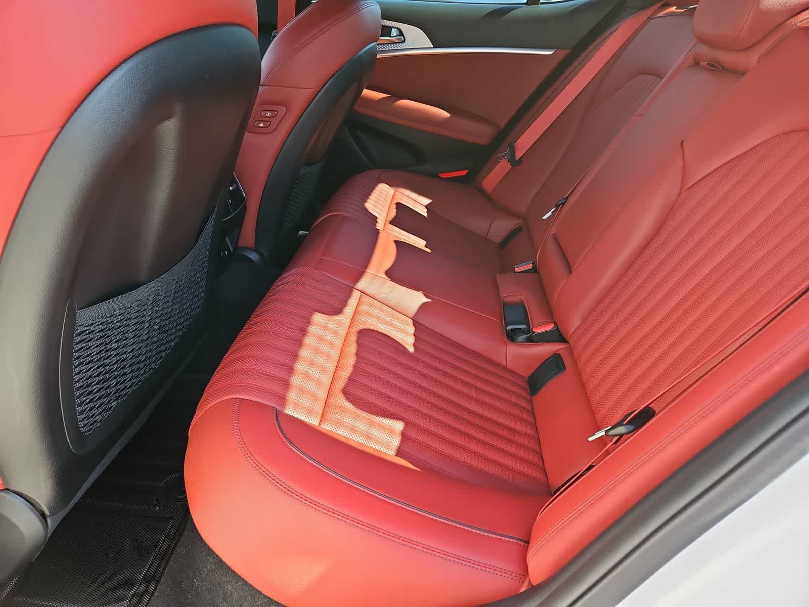 Thumbnail: 2023 Genesis G70 - 20