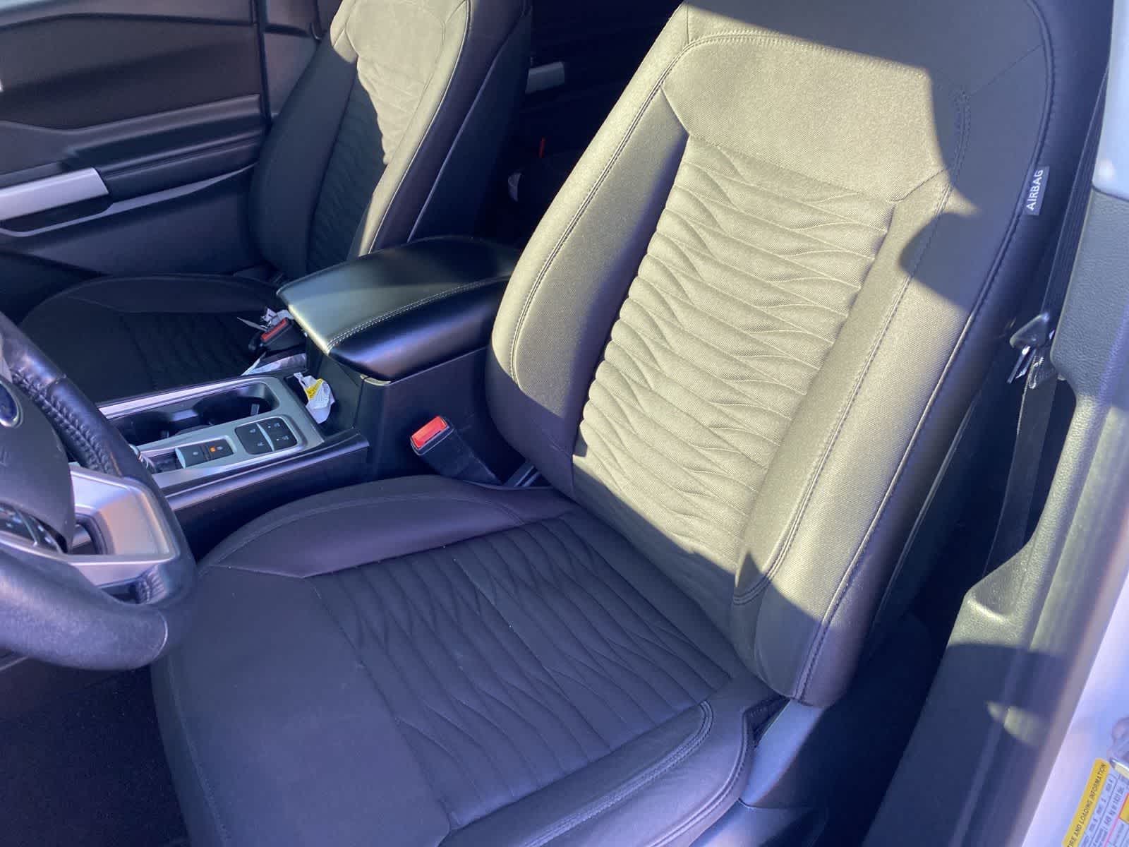 Thumbnail: 2020 Ford Explorer - 11