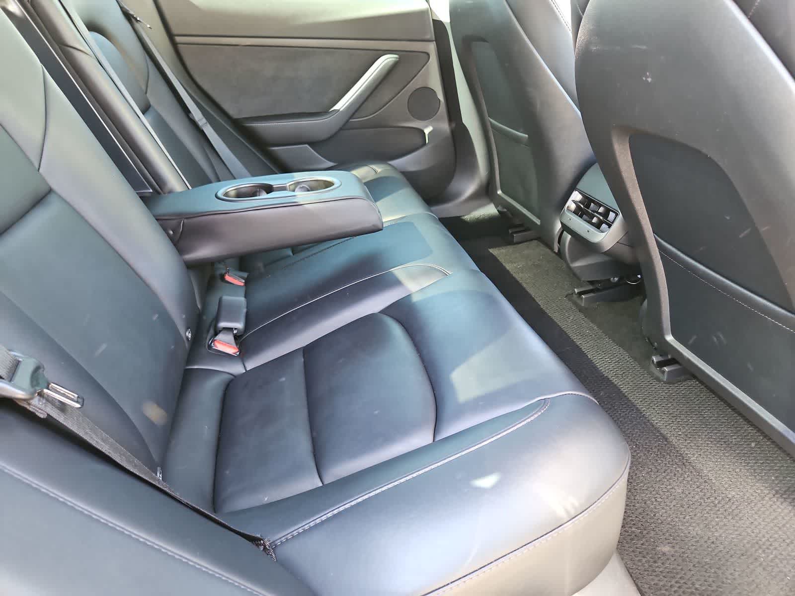 Thumbnail: 2022 Tesla Model 3 - 18