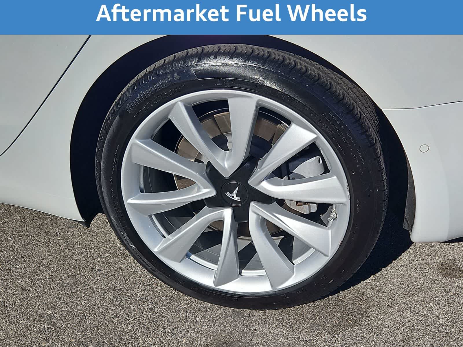 Thumbnail: 2020 Tesla Model 3 - 14