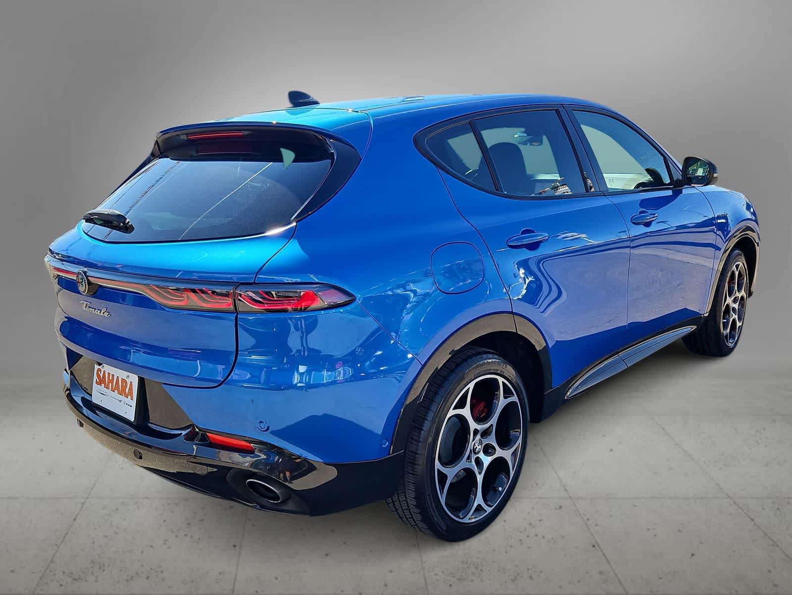 Thumbnail: 2024 Alfa Romeo Tonale - 9