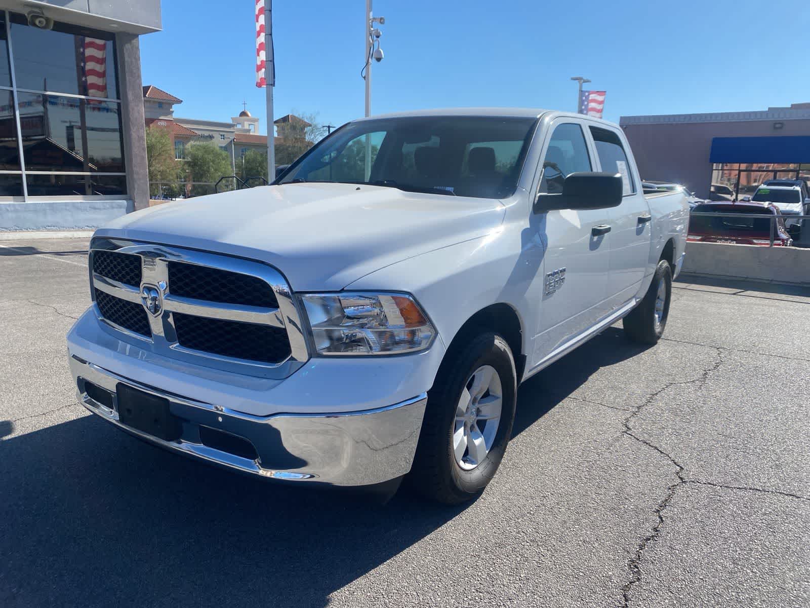 Thumbnail: 2022 RAM 1500 Classic - 1