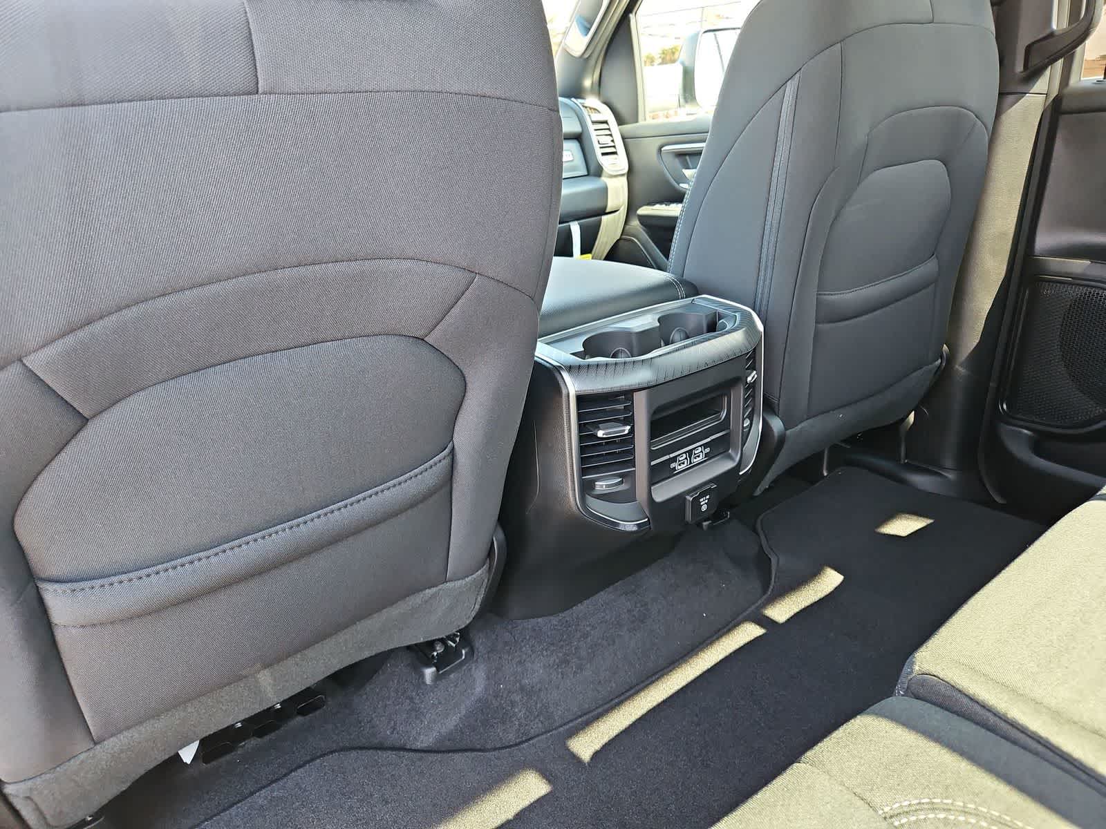 Thumbnail: 2026 RAM 1500 - 19