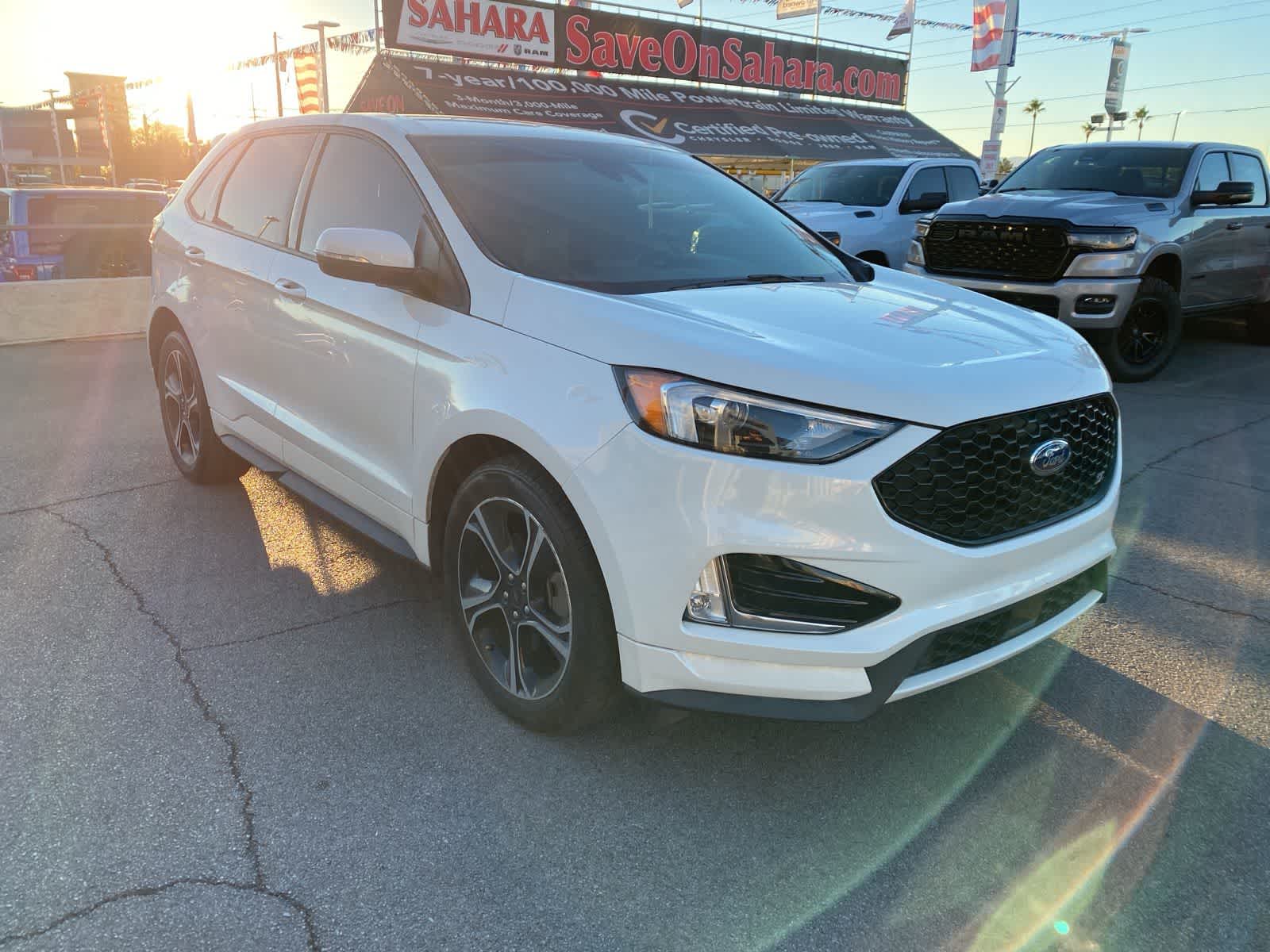 Thumbnail: 2021 Ford Edge - 3