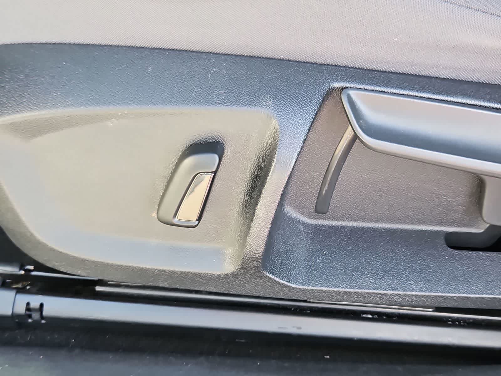 Thumbnail: 2021 Volkswagen ID.4 - 17