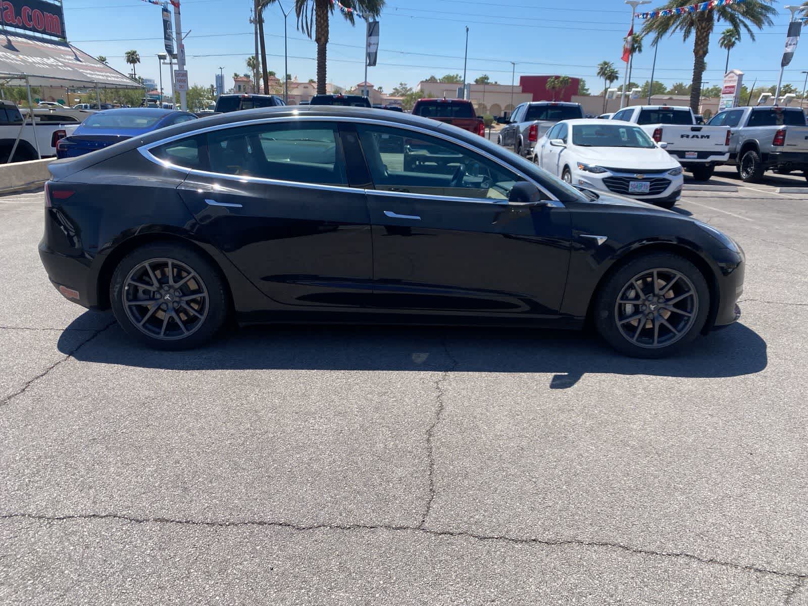 Thumbnail: 2019 Tesla Model 3 - 5