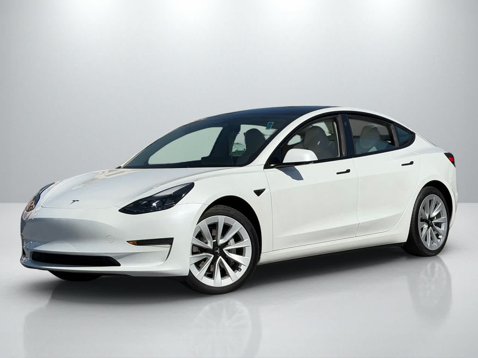 2023 Tesla Model 3 -'s photo