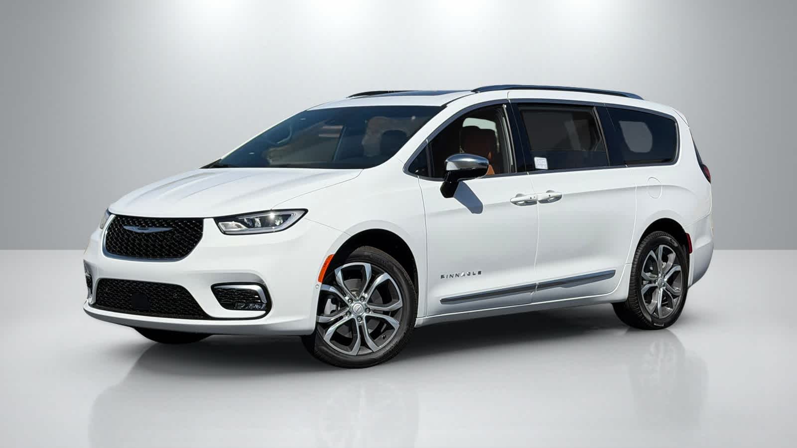 2026 Chrysler Pacifica Pinnacle AWD's photo